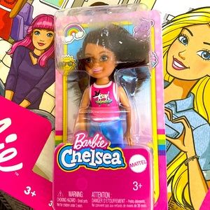 Mattel Barbie Chelsea brown hair eyes new nip